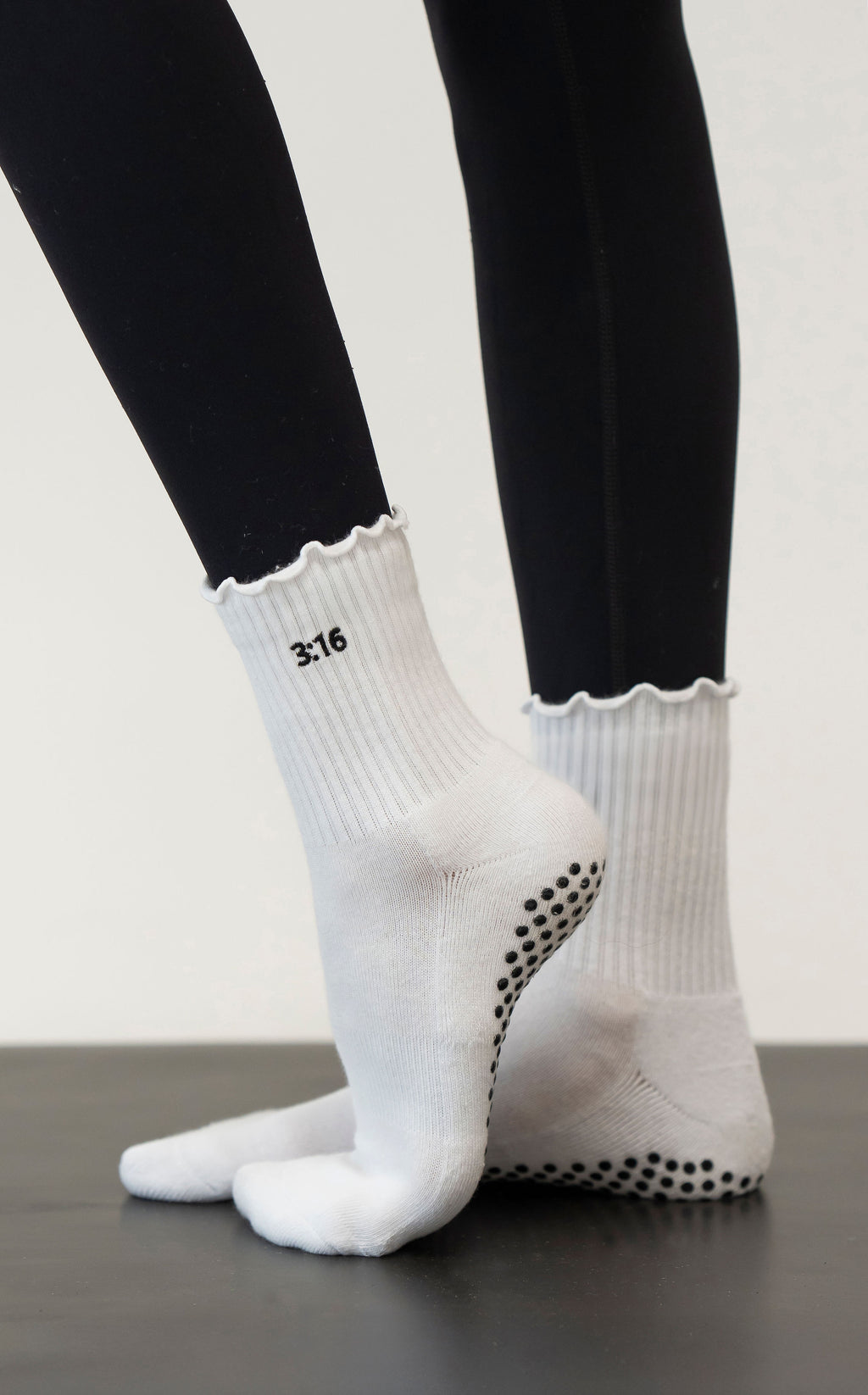 3:16 Grips Socks