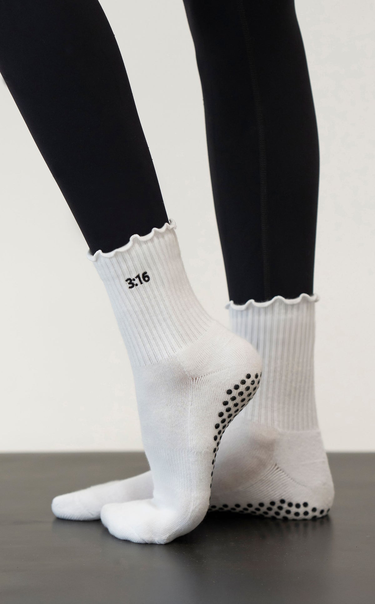 3:16 Grips Socks